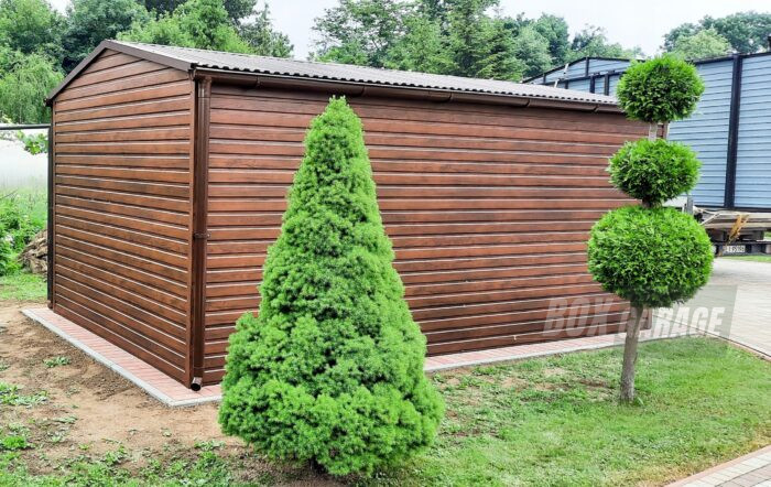 GARAŻ BLASZANY 3m x 6m poziom - dwuspad - Brama uchylna - ciemny orzech rynny BOX81 3x6 - obrazek 8