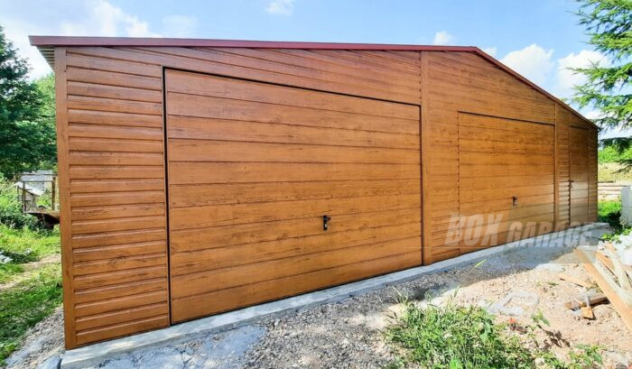 GARAŻ BLASZANY 9m x 6m poziom - dwuspad 2x Brama + drzwi - jasny orzech BOX90 9x6 - obrazek 7
